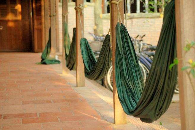 420485_10100373688886449_1214496959_n