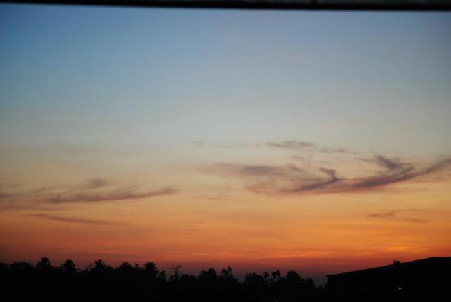 423494_10100373692314579_159409944_n