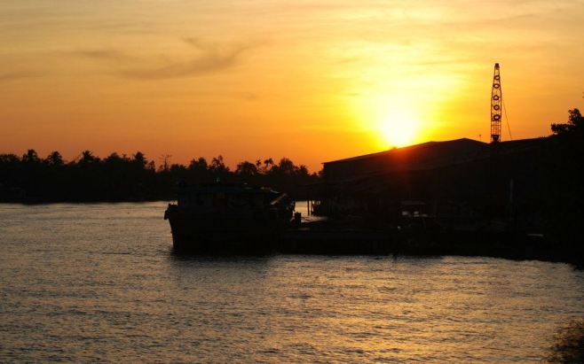 429679_10100373691865479_991828735_n